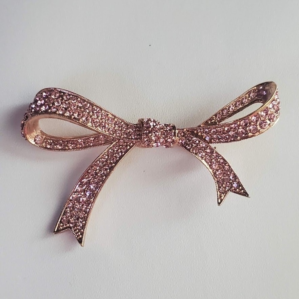 KJL Kenneth Jay Lane Rose Gold Tone Pink Rhinestone Bow Brooch Pin